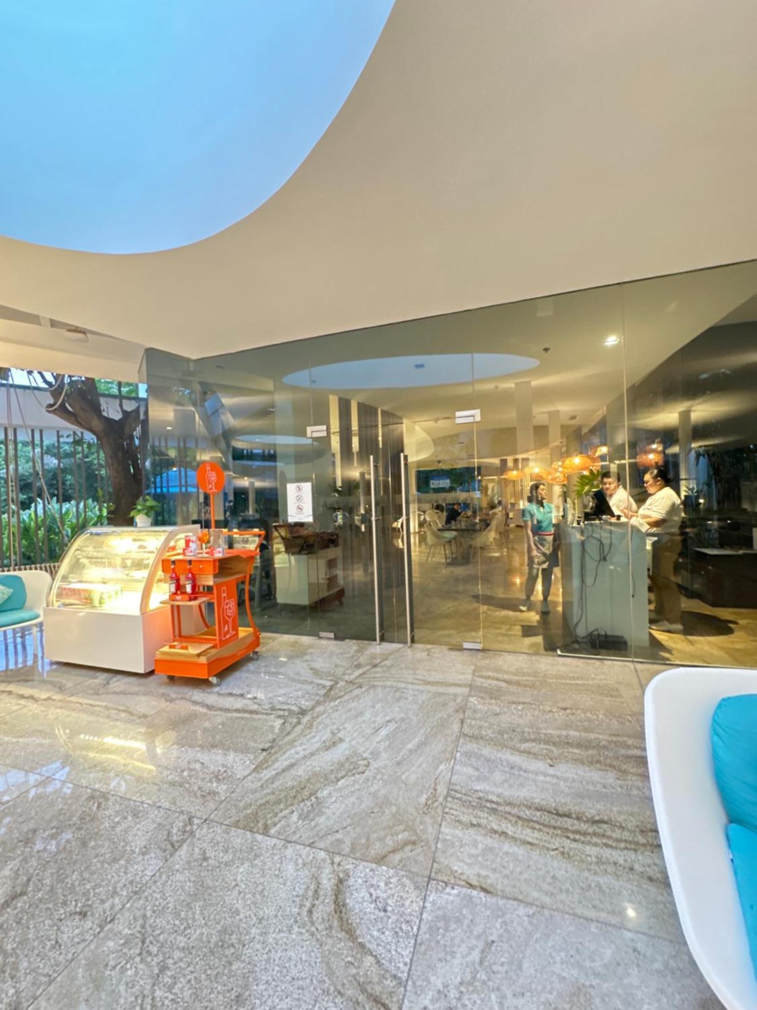 マクタン14Dc Tambuli Seaside Livingアパートメント エクステリア 写真